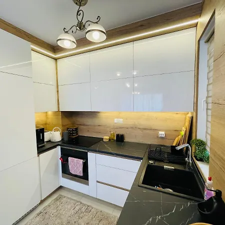 Luxurious “briz“ , Swimming Pool , Free Parking *